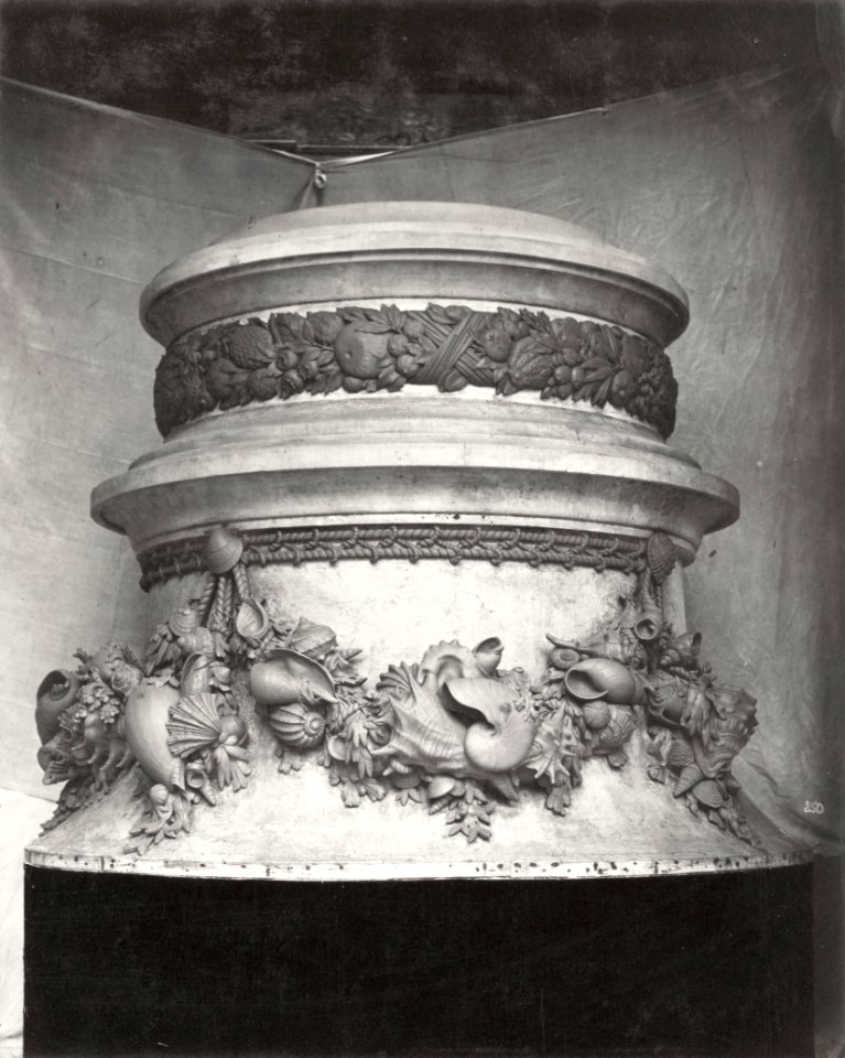 Charles Marville, Fontaine du Luxembourg 1, ca. 1853–70