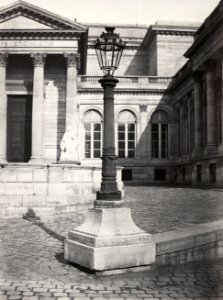 Charles Marville, Corps Législatif, Intérieur de la cour, 1878