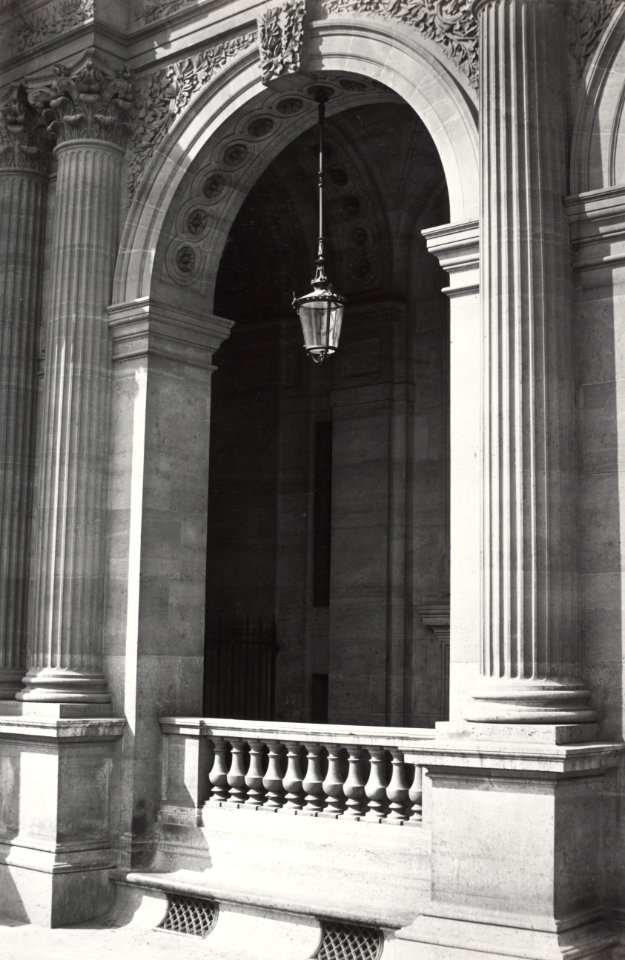 Charles Marville, Louvre, Entrée de la Bibliothèque, 1878