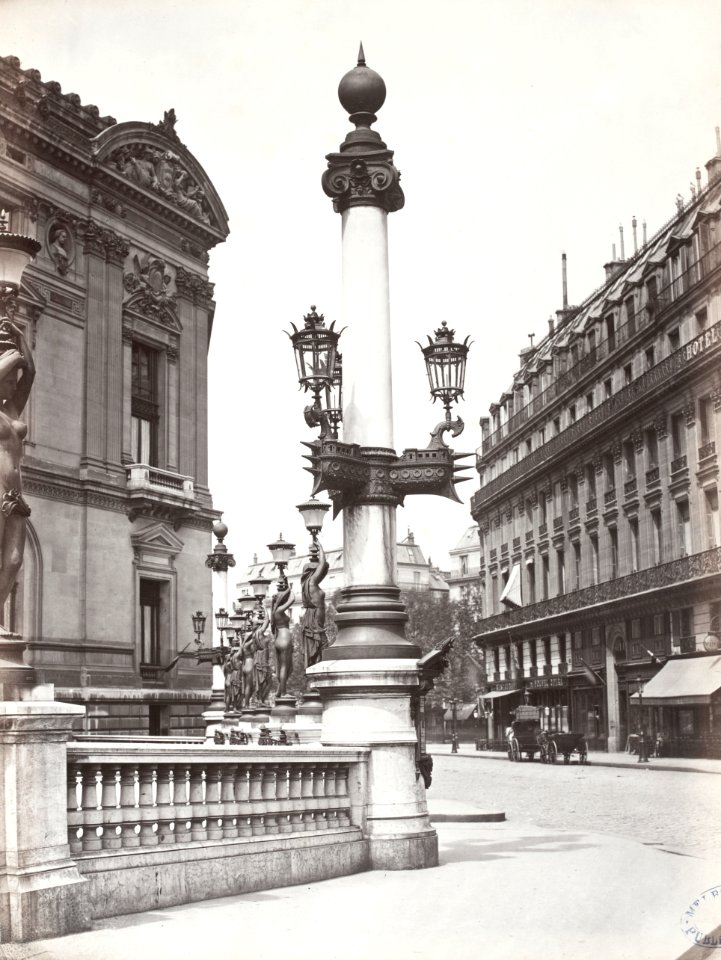 Charles Marville, Opéra colonne rostrale, 1878