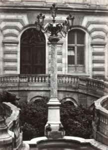 Charles Marville, Louvre, Cour Caulaincourt, 1878