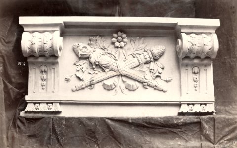 Charles Marville, Théâtre du Vaudeville - decorated stonework, ca. 1853–70