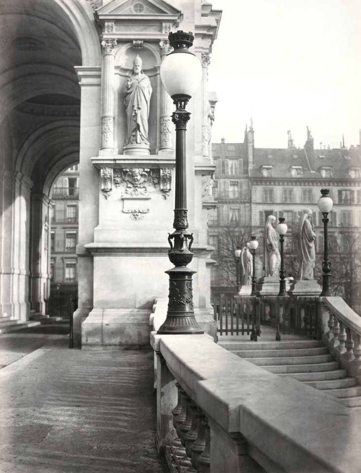 Charles Marville, Square de la Trinité 1, 1878