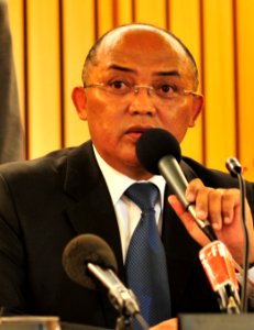 Charles Rabemananjara detail, 12th AU Summit, 090203-N-0506A-616