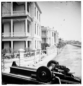 Charleston, S.C. East Battery; dismantled Blakely gun in foreground LOC cwpb.02377