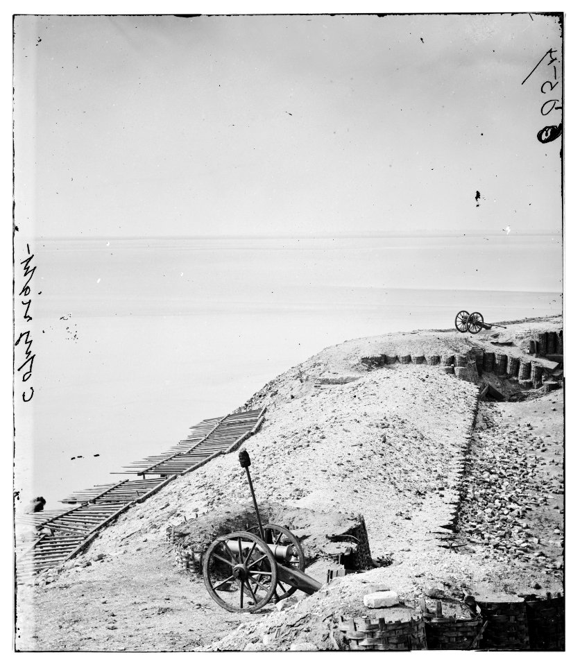 Charleston, S.C. Parapet of Fort Sumter looking toward Morris Island LOC cwpb.02311