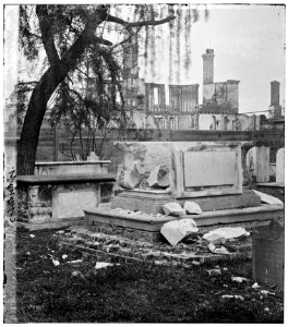 Charleston, South Carolina. The bombarded graveyard of the Circular Church LOC cwpb.02367