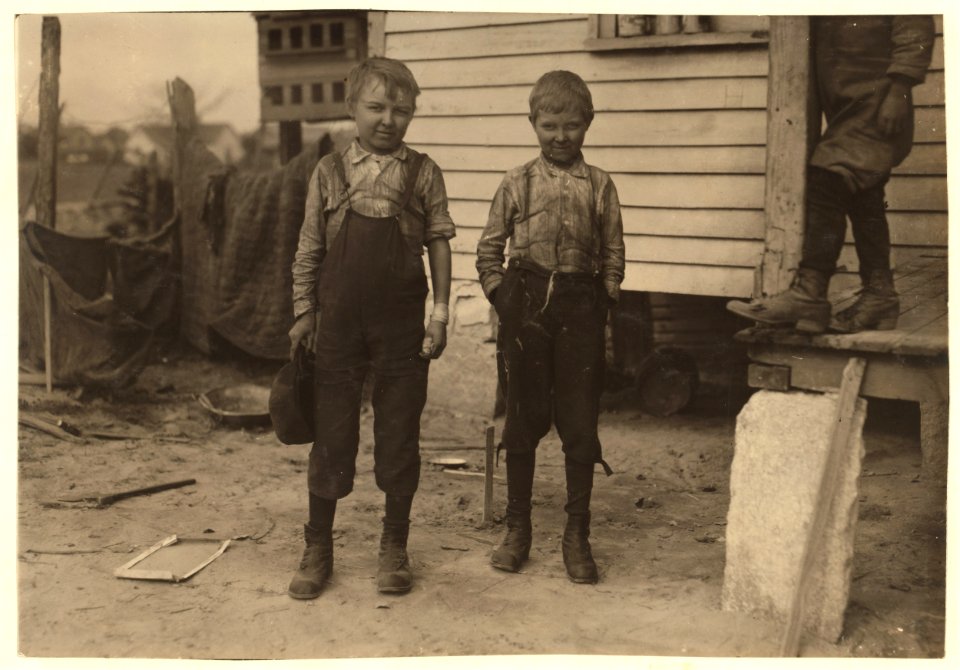 Charlie and Ollie Allen. Been working in Harriet Cotton Mills 2 years. Charlie is probably of age, but Ollie is a violation according to both his brother and life insurance policy which say LOC nclc.02978