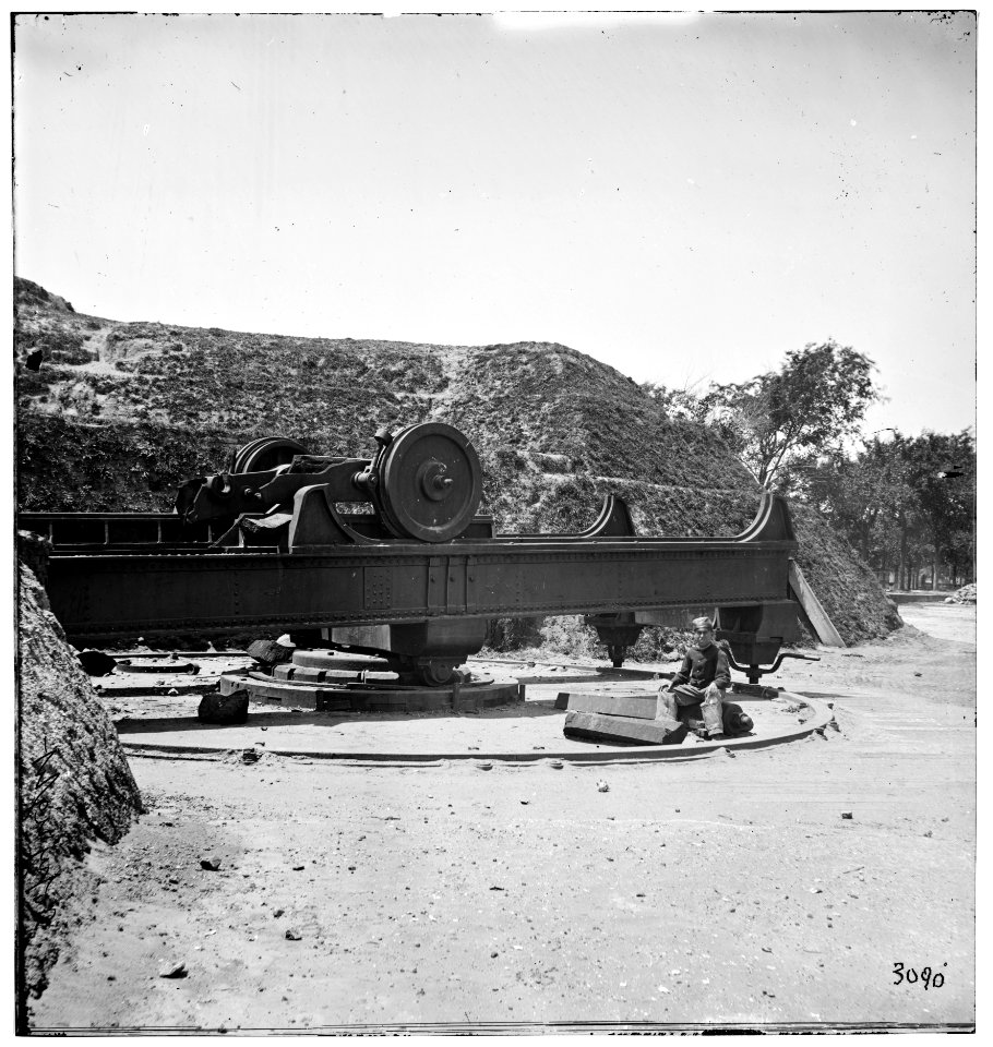 Charleston, South Carolina. Wrecked carriage of Blakely gun on Battery LOC cwpb.02375