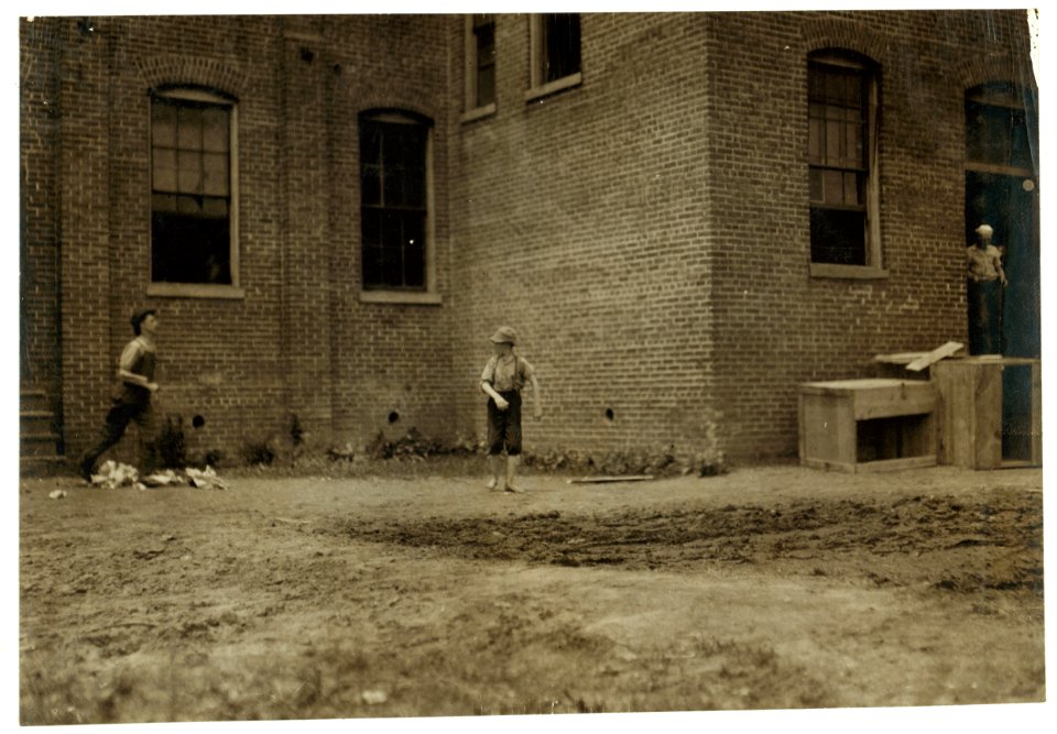 Charlie going to dinner. See Photo and label 2254. Knitting Mill. Berkley, Va. June 1911. LOC nclc.02203