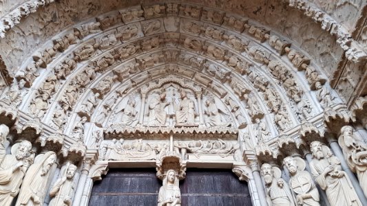 Chartres - north portal - central bay - tympan
