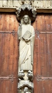 Chartres - south portal - central bay - Christ