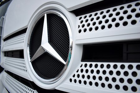 Mercedes truck cooler