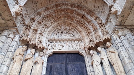 Chartres - north portal - right bay