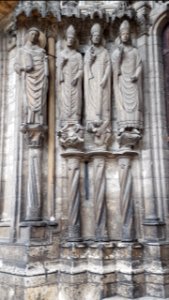 Chartres - south portal - right bay - left part