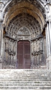 Chartres - south portal - right bay