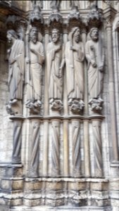 Chartres - south portal - central bay - left part