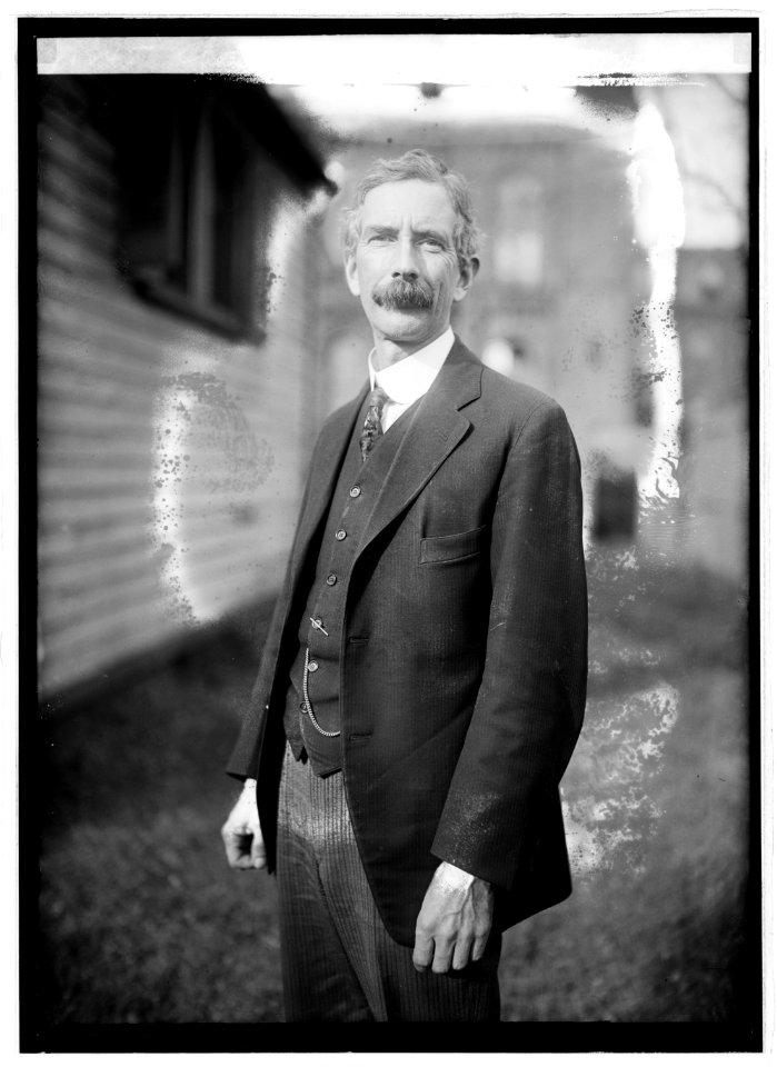 Chas. G. Abbott, (11-9-22) LCCN2016846859