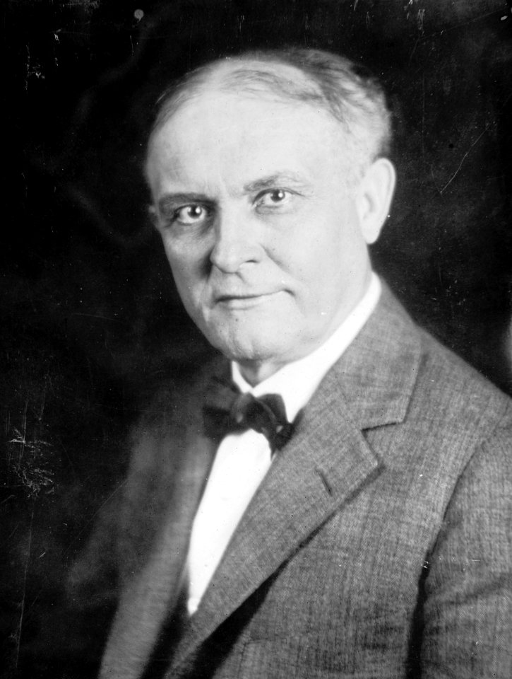Chas. L. Knight of Ohio LCCN2016823740 (2) (cropped)