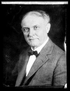 Chas. L. Knight of Ohio LCCN2016823740