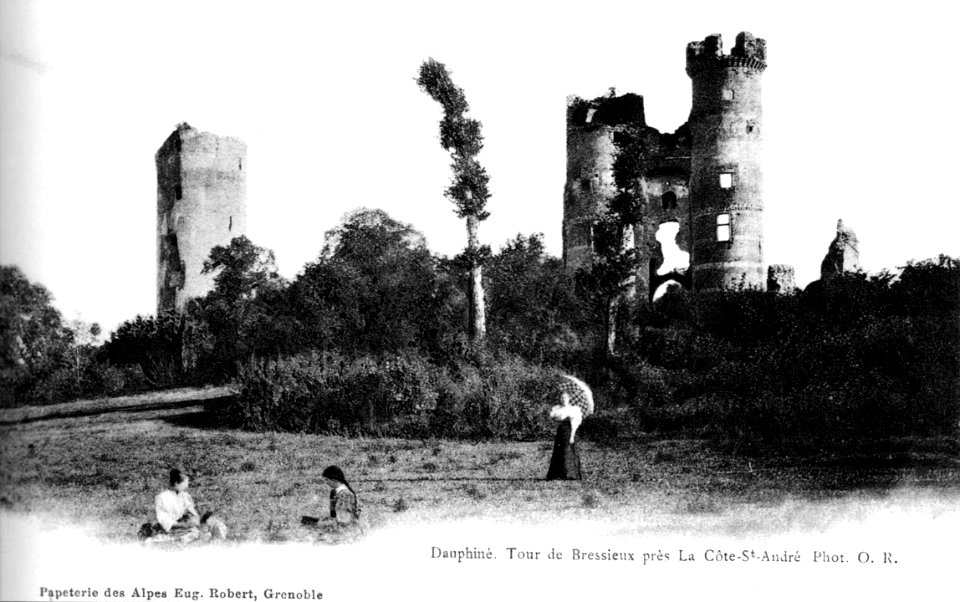 Chateau de bressieux, p121 L'Isère 1900-1920 - phot O R, papeterie des Alpes Eug Robert, Grenoble