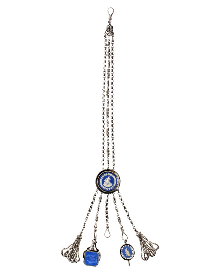 Chatelaine med urnyckel och ett pitschaft, 1700-tal - Hallwylska museet - 110542