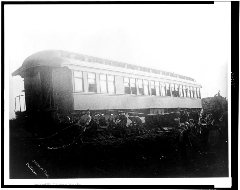 Chatsworth horror-Sleeper Tunis from the south-Aug. 11, 1887 - Johnson, photo, Pullman, Ills. LCCN93513578
