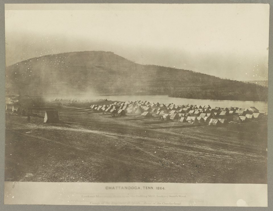 Chattanooga, Tenn. 1864. Lookout Mountain, from near the rolling mill, looking southwest, camp of the Engineer's Brigade, Army of the Cumberland LCCN2012648046