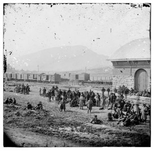 Chattanooga, Tennessee. Confederate prisoners at railroad depot LOC cwpb.02115