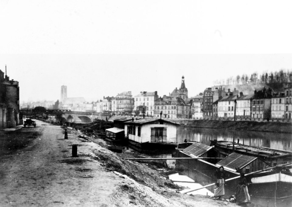 Chateau Theirry, France, 1918 - NH 105