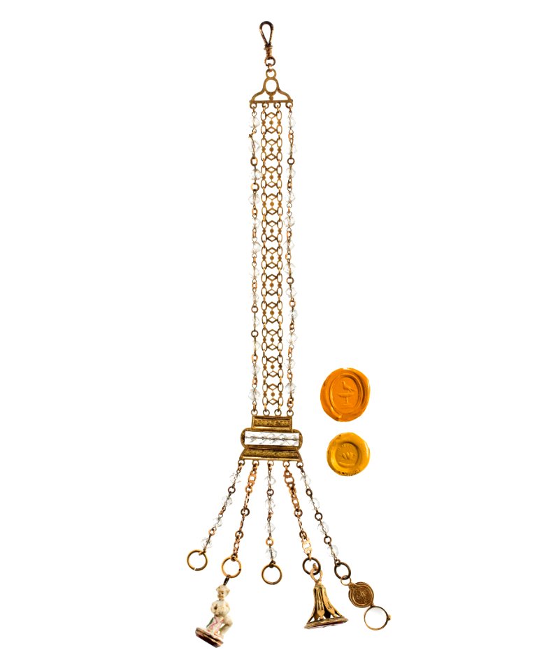 Chatelaine med pitschaft och förstoringsglas, 1700-tal - Hallwylska museet - 110535