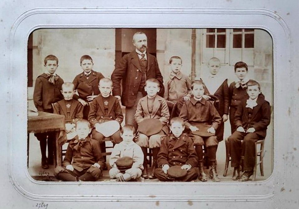 Chaumont, lycée de Chaumont, album 11 (J David, 1900-01)
