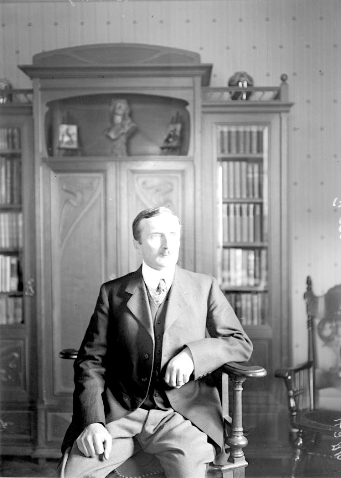Chef der Telegraphen Sektion, Oberstleutnant Hilfiker in Zivil - CH-BAR - 3240345