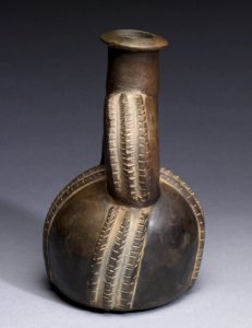 Chavín - Stirrup Vessel - Walters 482848 - Side
