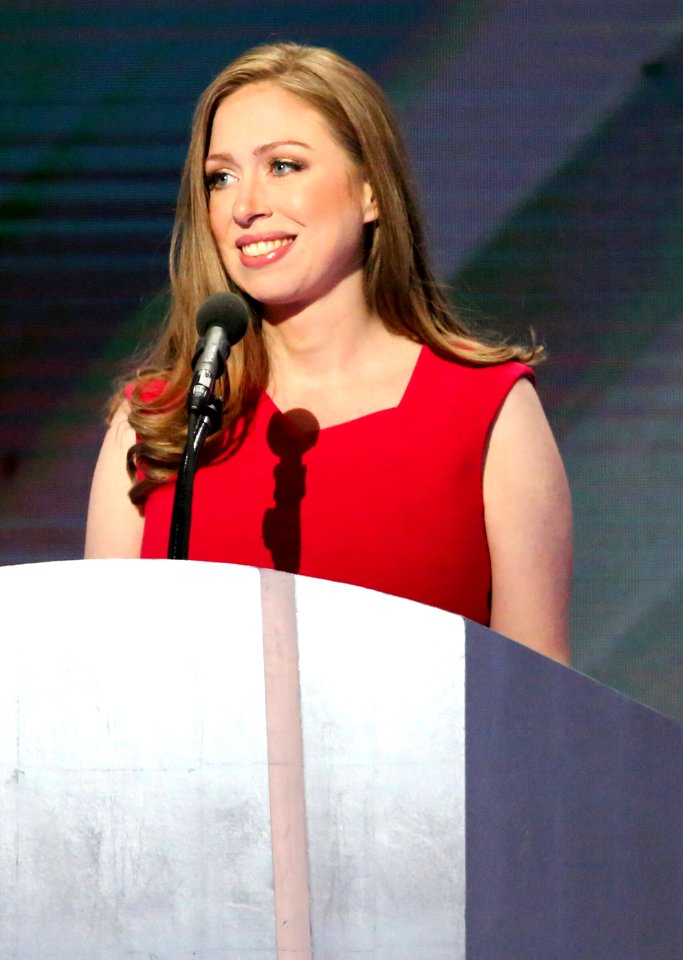 Chelsea Clinton DNC July 2016 (cropped2)