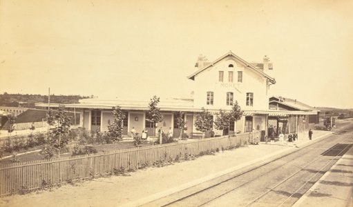 Chemin de Fer du Bourbonnais. Moret-Nevers-Vichy. 1860 - 1863. - 01 - Station de Moret, Vue prise de la bifurcation - cropped