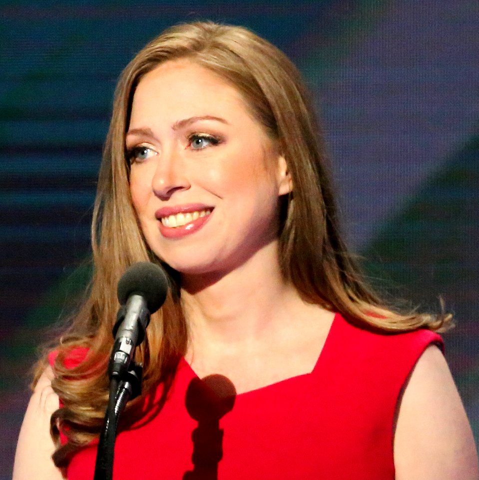 Chelsea Clinton DNC July 2016 (cropped1)