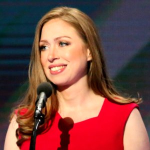 Chelsea Clinton DNC July 2016 (cropped1)