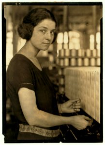 Cheney Silk Mills. Favorable working conditions. LOC cph.3c07783