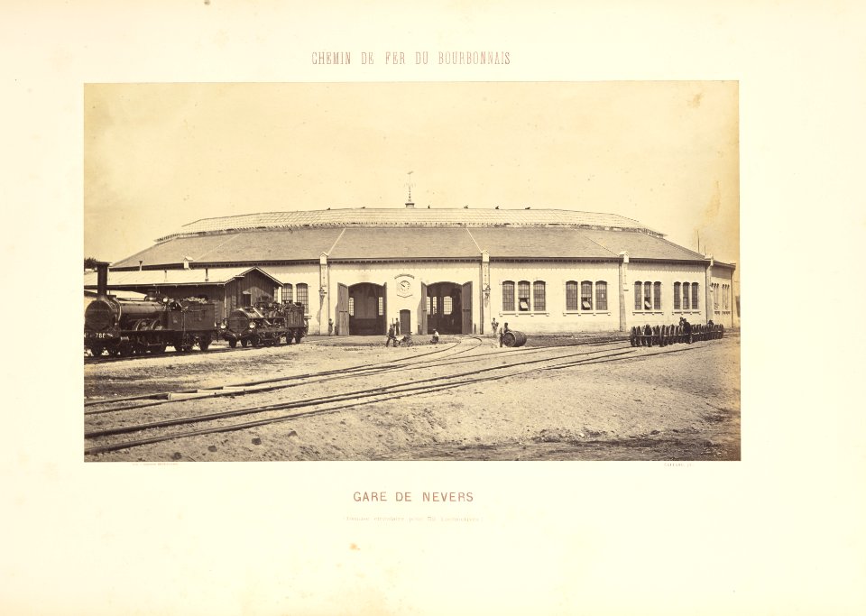 Chemin de Fer du Bourbonnais. Moret-Nevers-Vichy. 1860 - 1863. - 27 - Gare de Nevers, (Remise circulaire pour 32 Locomotives)