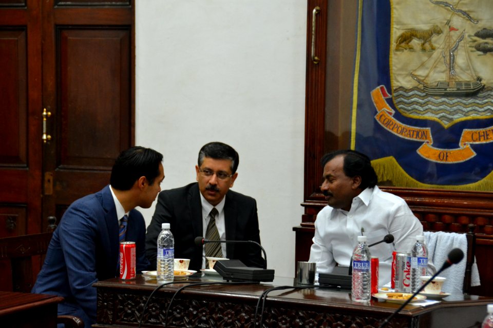 Chennai Sister City San Antonio Mayor Julian Castro in discussion with Chennai Corporation Mayor Saidai Duraiswami and Chennai Corporation Commissioner Vikram Kapur in Chennai