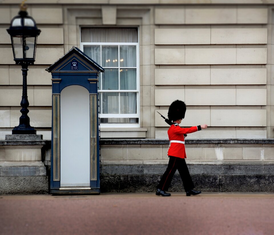 Guard kingdom british