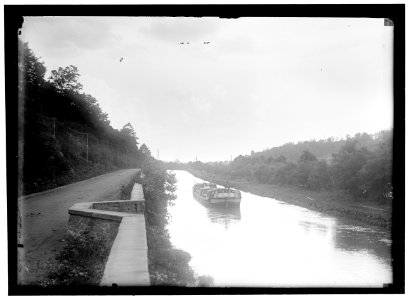 CHESAPEAKE & OHIO CANAL LCCN2016866499