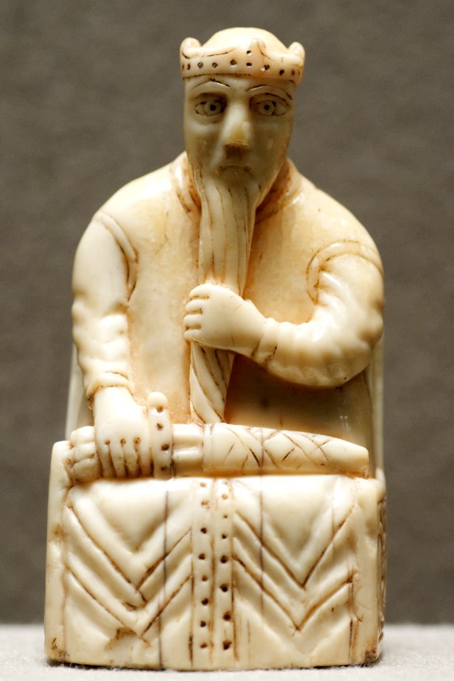 Chess king Louvre OA5541