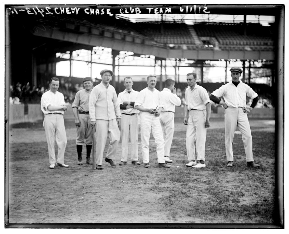 Chevy Chase Club team 6-1-12 LCCN2014690513