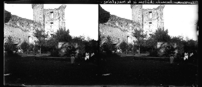 Chevreuse. Ruines du château de la Madeleine - Fonds Berthelé - 49Fi1130