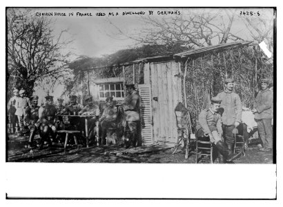Chicken house in France used as a dwelling by Germans LCCN2014698712