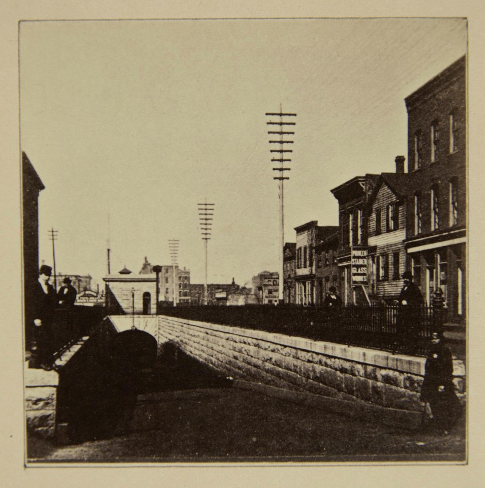 Chicago pre-fire, Washington St. Tunnel (NBY 1470)