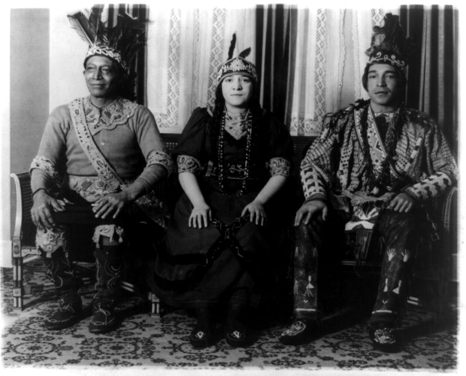 Chief Lemuel Occum Fielding, his daughter Mrs. Myrtle Germaine, and his son, Everett M. Fielding, seated, full-length portrait, facing front LCCN93515480