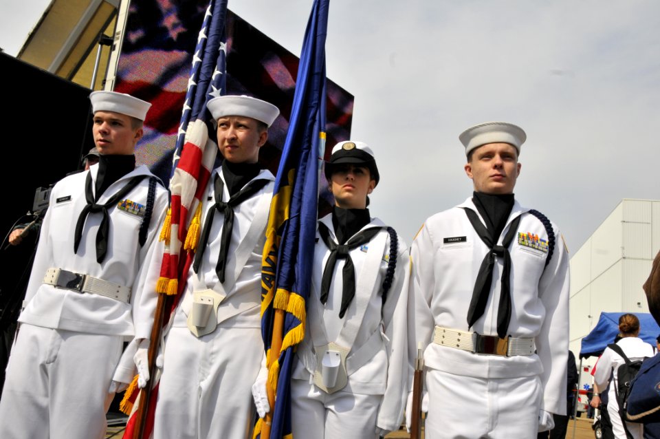 Chief of Naval Operations 110507-N-ZB612-153